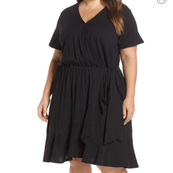 Faux wrap dress with ruffle hem - Picture 2 of 2